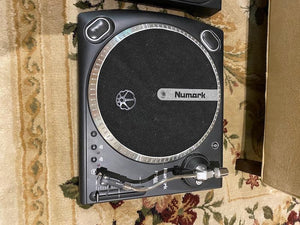 2 Numark TT1625 Direct Drive Dj Turntables