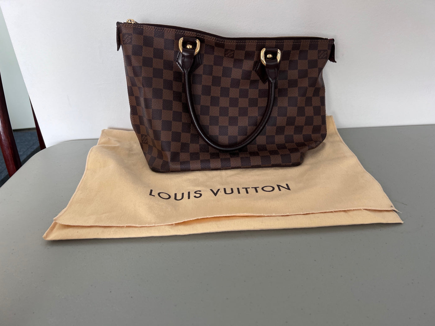 Louis Vuitton Totally MM Shoulder Bag