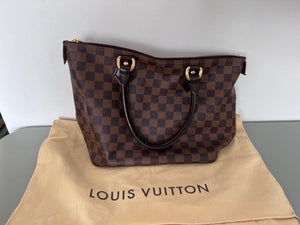 Louis Vuitton Totally MM Monogram Canvas Shoulder Bag