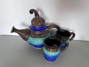 Jonathan Bullock Pottery, Teapot + 2 Cups