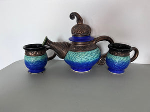 Jonathan Bullock Pottery, Teapot + 2 Cups