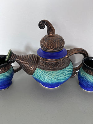 Jonathan Bullock Pottery, Teapot + 2 Cups