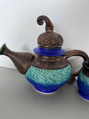 Jonathan Bullock Pottery, Teapot + 2 Cups