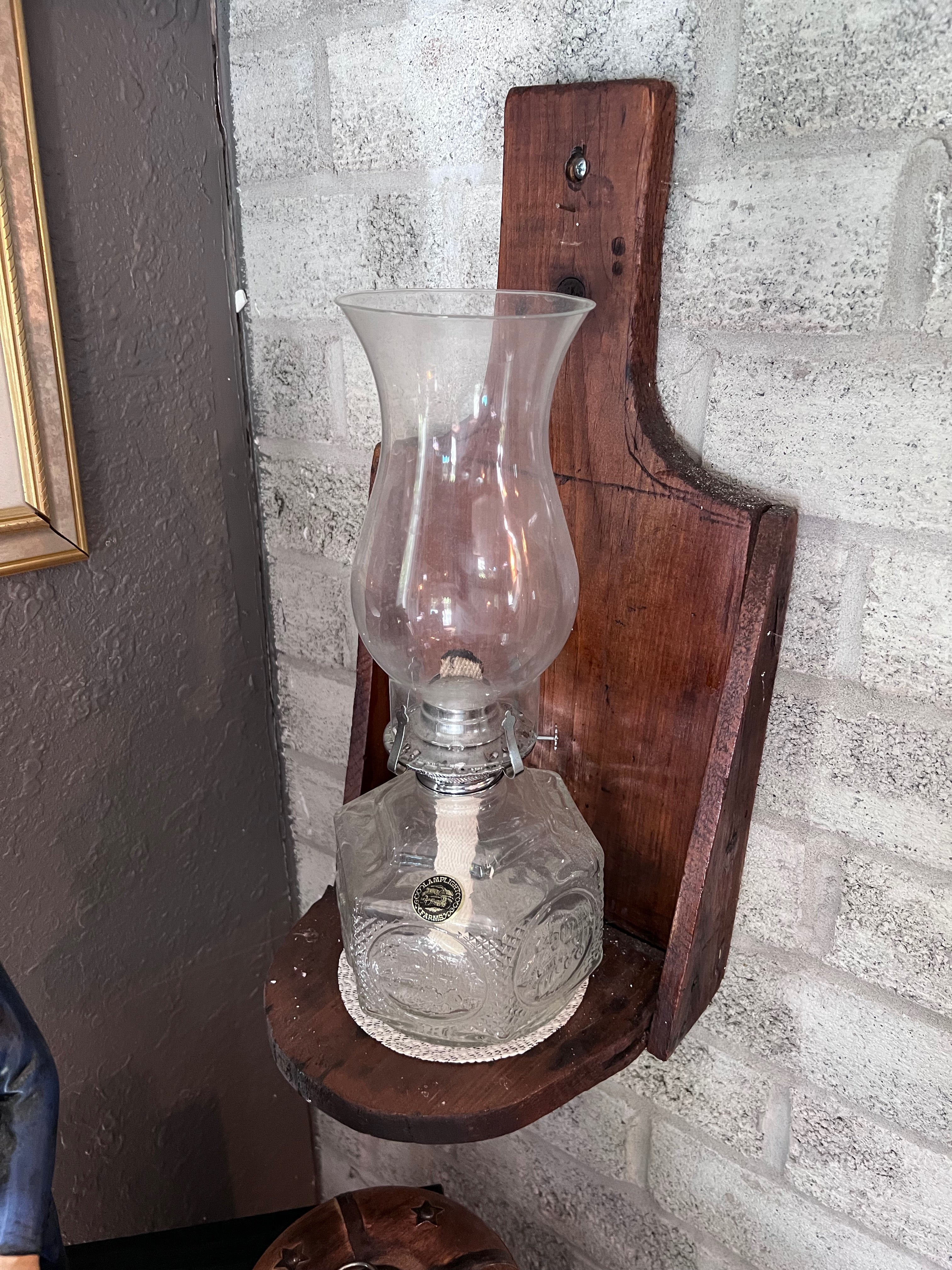 Brass Antique Style Oil Lamp (Electric) – Sell My Stuff Canada