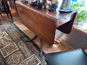 Duncan Phyfe Drop Leaf Table