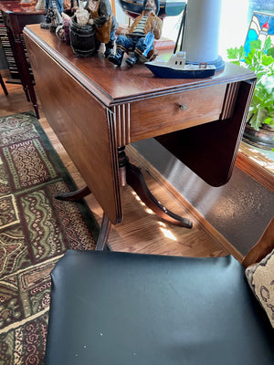 Duncan Phyfe Drop Leaf Table