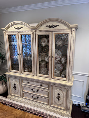 Vintage French Provincial "Stanley Furniture" Hutch China Cabinet