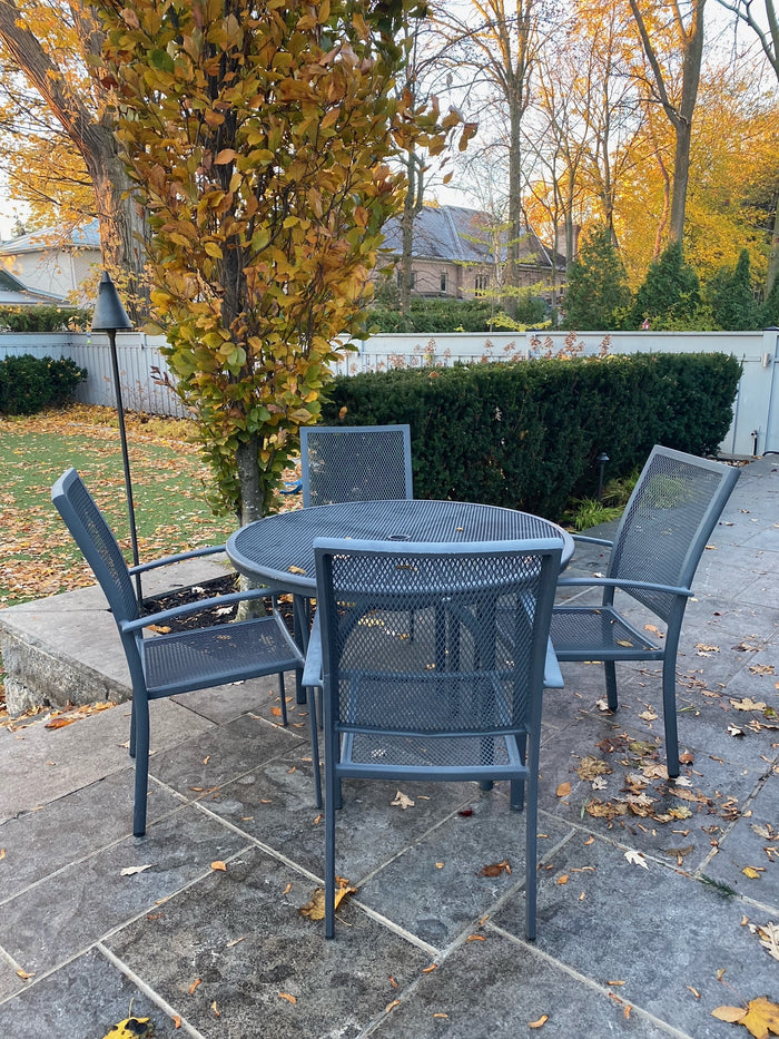 Outdoor Patio Metal Round Table + 4 Chairs